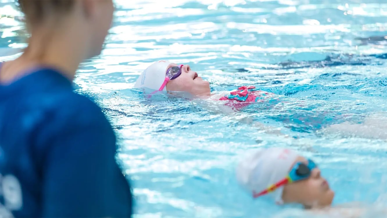 Swim Help Support Teacher Of School Swimming
